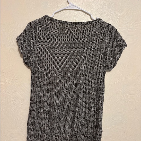 LOFT Gray Cap Sleeve Ruched Blouse - Picture 8 of 8